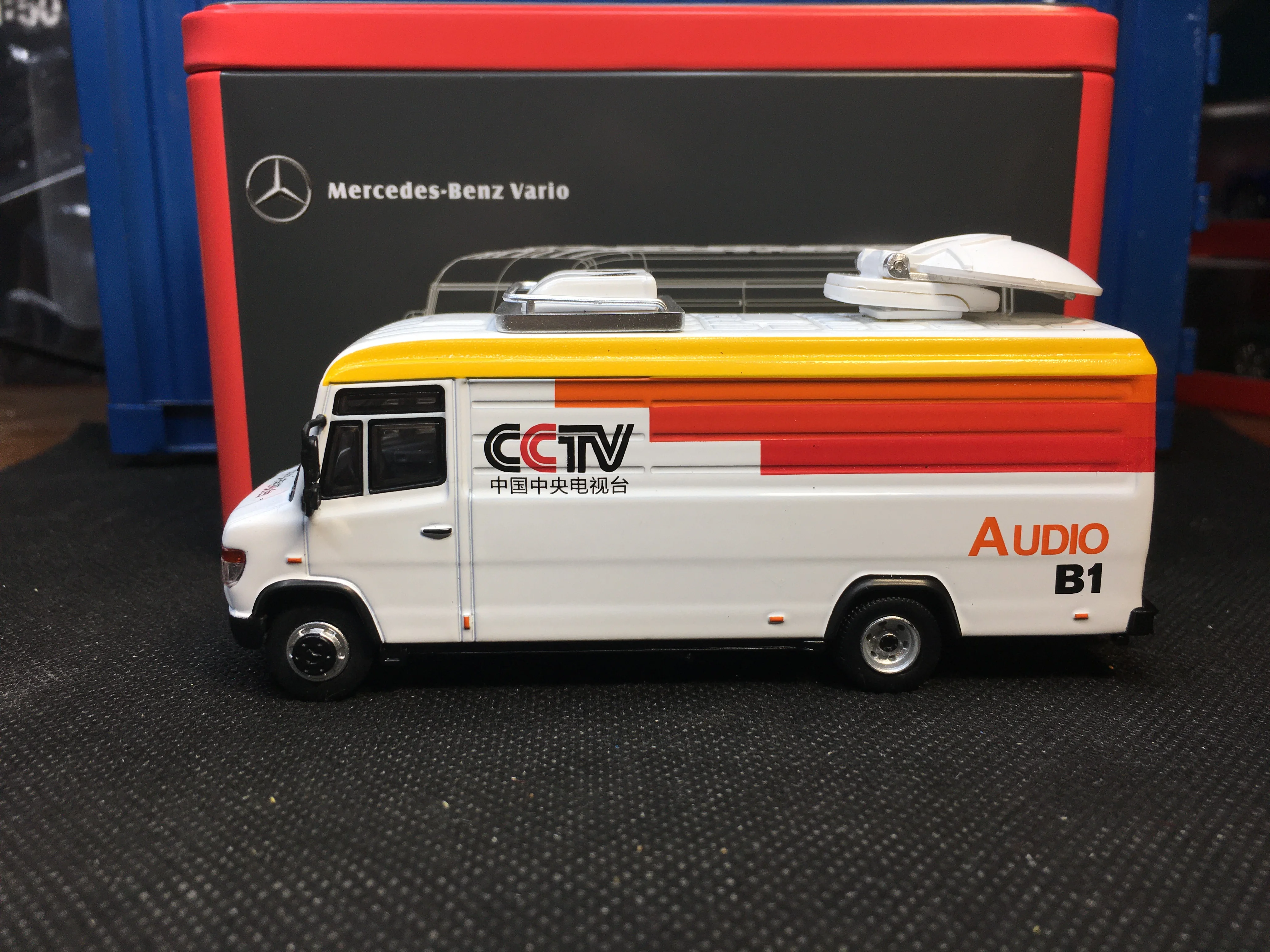 

GCD 1/64 Vario DieCast Model Car Collection Limited