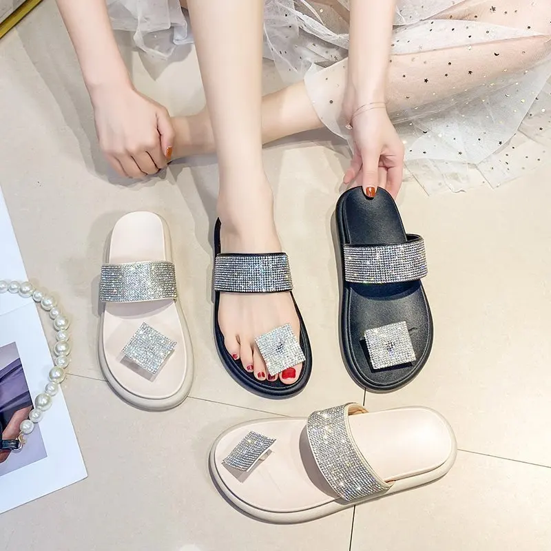 

Flat Shoes Female Slippers Casual Glitter Slides Rubber Flip Flops Med Slipers Women Luxury Jelly Hawaiian Summer 2021 Basic PU