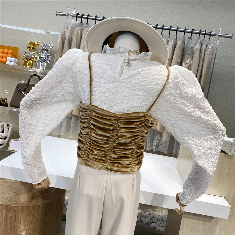 

Niche Design Original Brand 2021 Sweet Age Reduction Agaric Collar Bubble Sleeve Top+ Drape Velvet Sling Belt Vest Suit