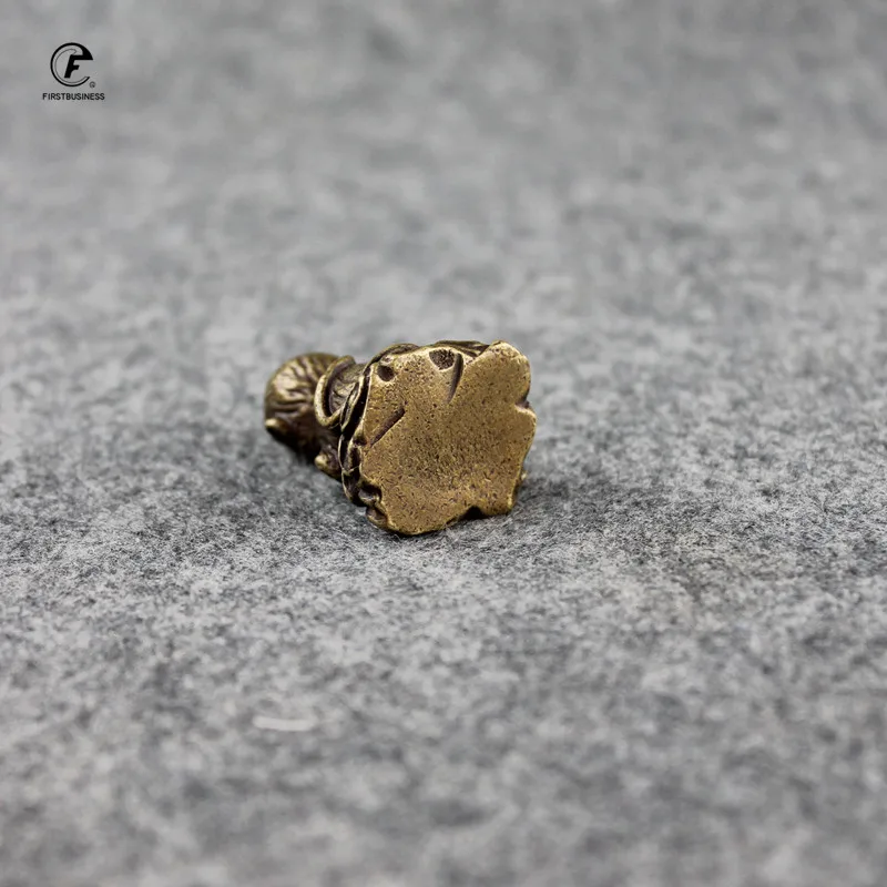 Винтажная медная обезьяна Персиковое настольное украшение Твердые Латунные фигурки животных обезьяны