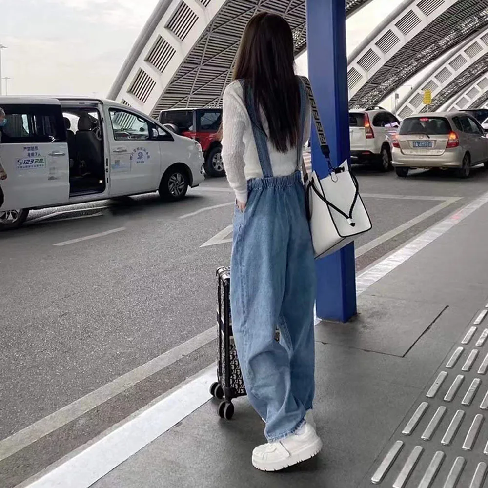 

Casual Patchwork Chain Denim Trousers For Women High Waist Straight Loose Overalls Female 2021 Spring Fashion Style