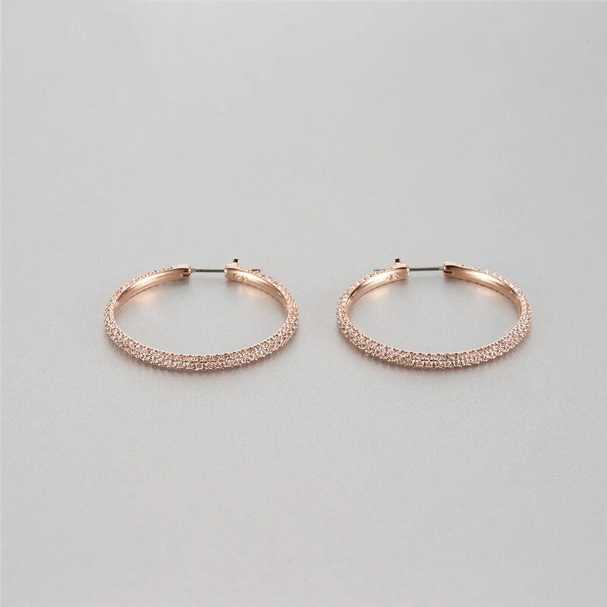 

SWA1: 1 Fashion Jewelry NEW STONE Pierced Earring Charming Colorful Big Round Hoop Earring Decoration Female Luxury Jewelry Gift