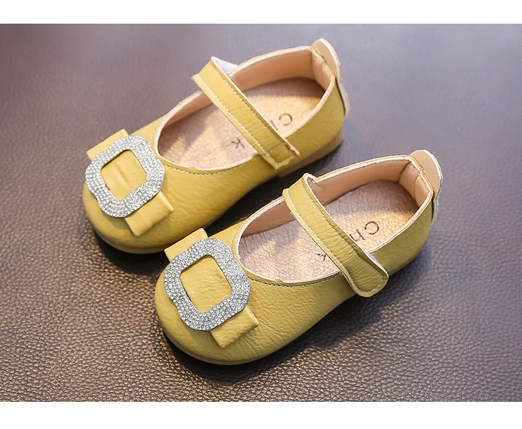 

Girls' Shoes Children's Small Leather Shoes Princess Scoop Shoes Peas Single Shoes Soft Bottom Spring Shoes All-match Flats