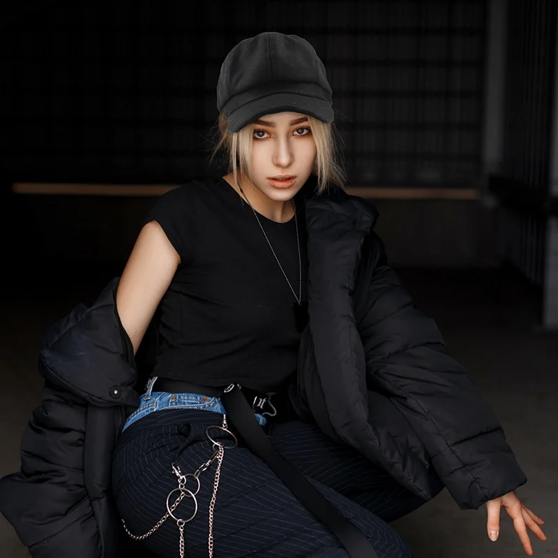 

Autumn and winter England pure color woolen octagonal hat new peaked cap beret