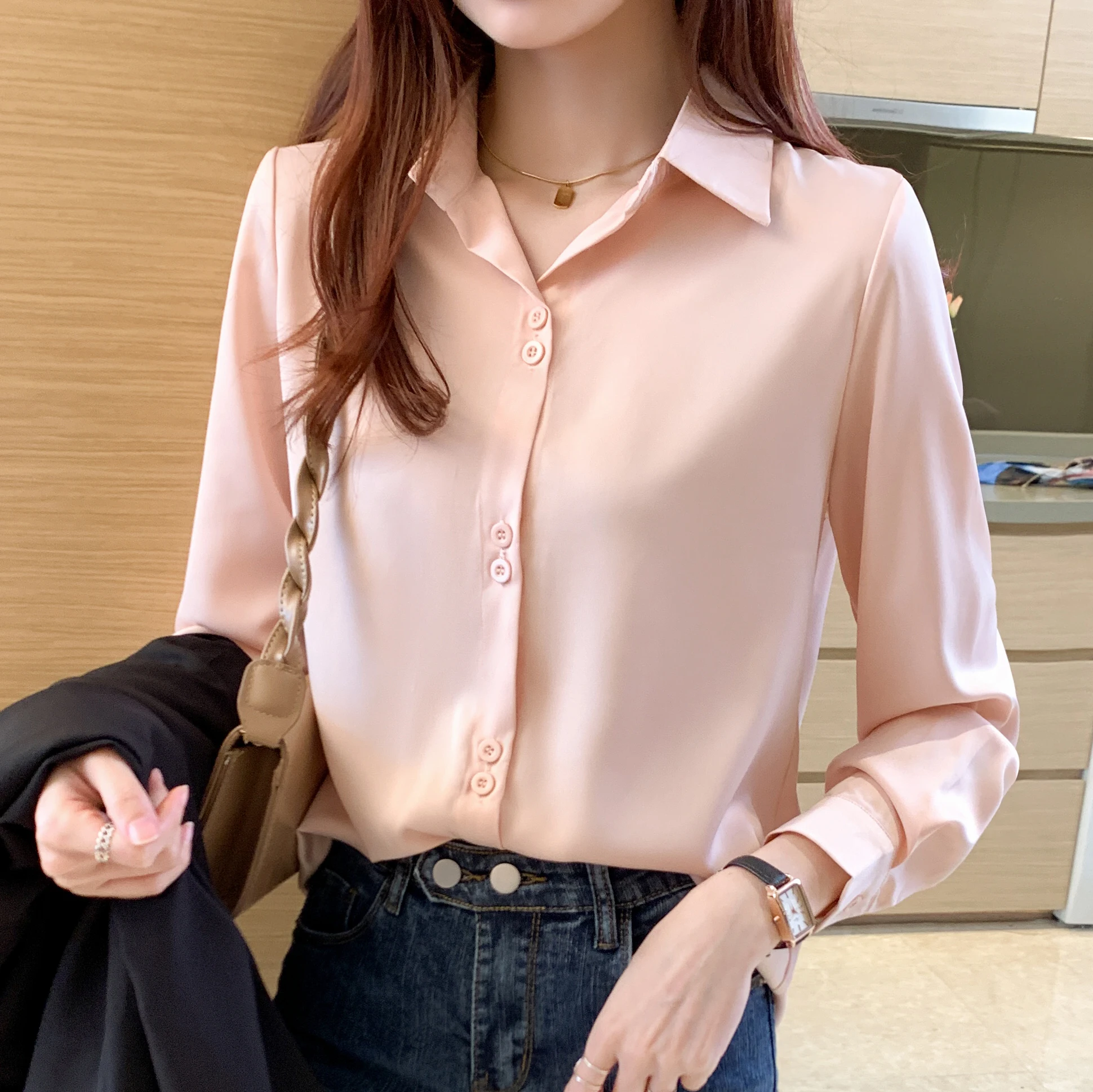 

Women's High-end Silk Shirt 2021 New Fashion Solid Color Lapel Long-sleeved Shirt Summer Temperament Loose Large Size Blouse