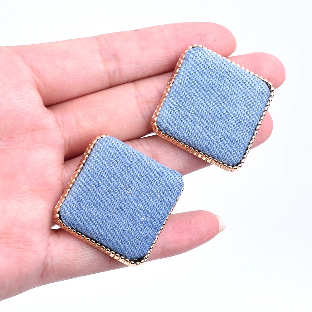 Женские квадратные серьги-гвоздики из джинсовой ткани эффектные золотые серьги