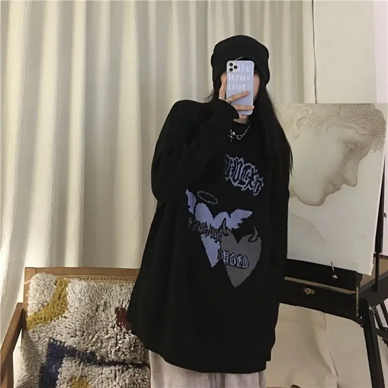 

New Winter Sweater Women Streetwear Sweater Harajuku Man Sweater Cartoon Love Pattern Sweater Cotton Loose Round Neck Sweater