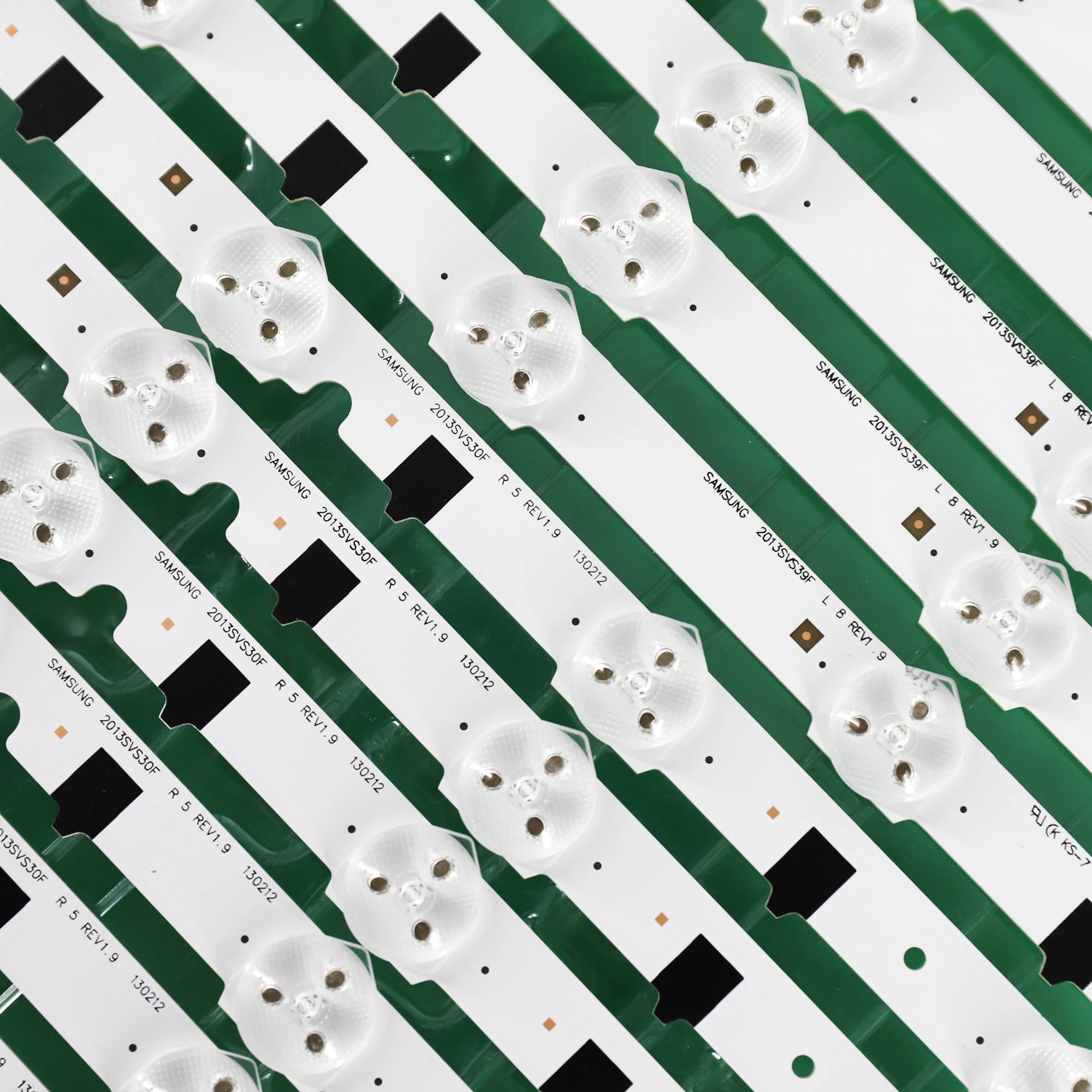 Новый оригинальный комплект 14 шт. светодиодные полосы для Samsung UE39F5300A UE395500AK 2013SVS39F