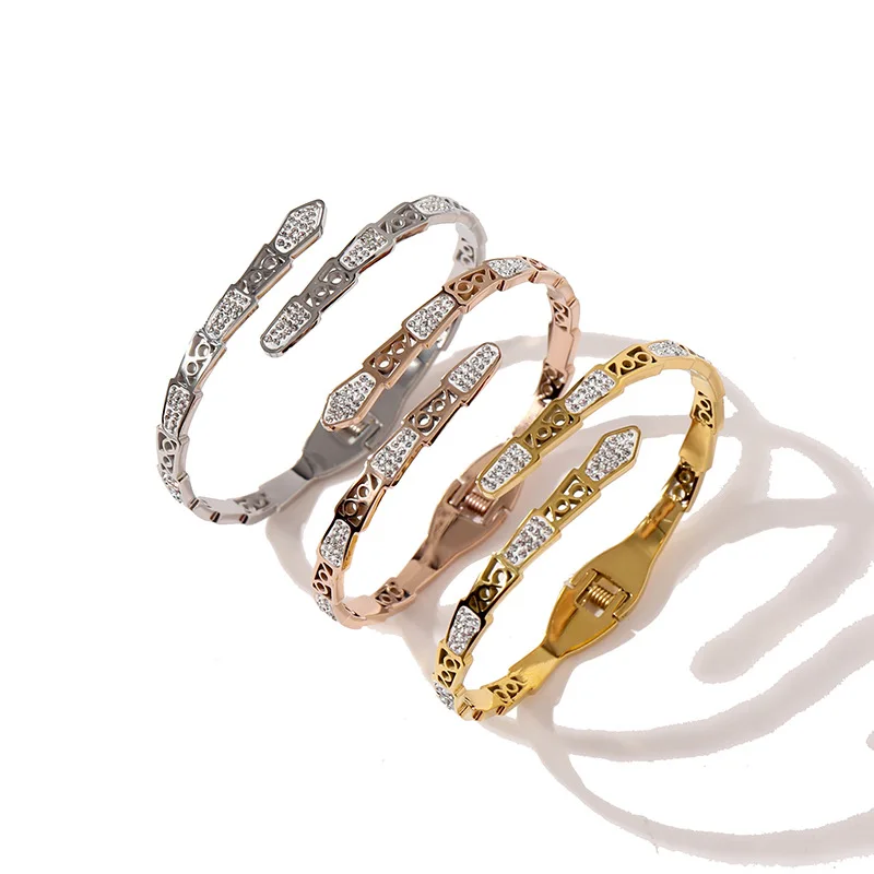 

Brand European and American hot-selling jewelry fashion bracelets exquisite hollow snake shape gifts for lovers