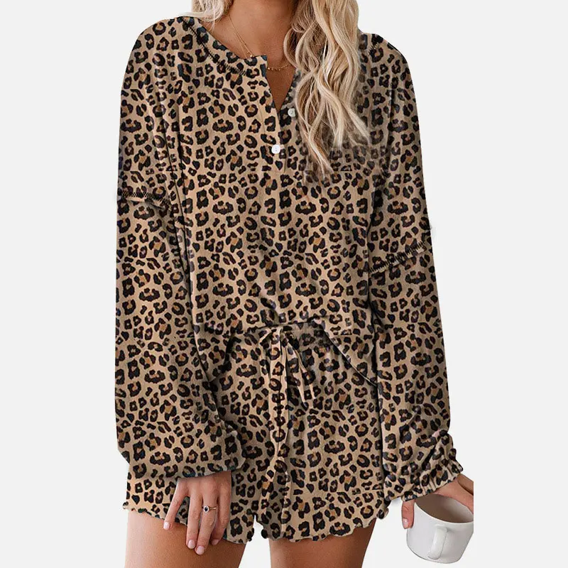 

Womens Tie Dye Printed Summer Pajamas Set Long Sleeve Tops Ruffle Shorts Loungewear 2 Piece Set Lady 2020 Home Wear Set Female