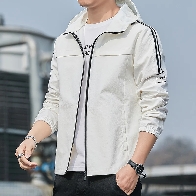 

2021 New Windbreaker Coat Men's Autumn Outdoor Hooded Coat Men's Large Windbreaker Zipper Thin Coat Brand Clothing
