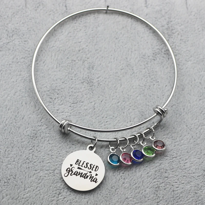 Браслет на запястье с надписью Новое поступление браслет камнем талисманом