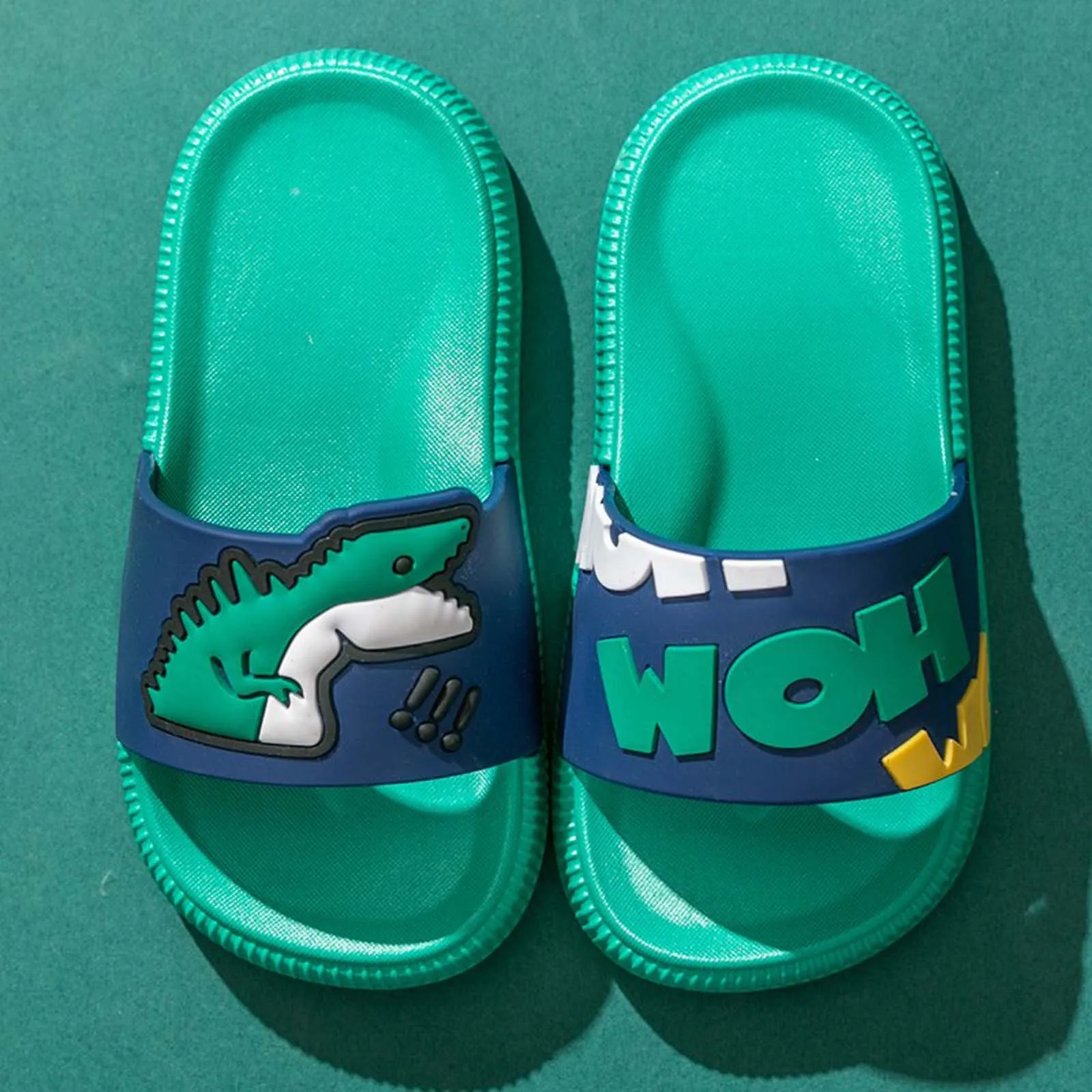 

Children Slippers Fashion Cartoon Dinosaur Boys Girls Non-slip Home Bathing Beach Sandals Summer Baby Shoes Kids Slippers
