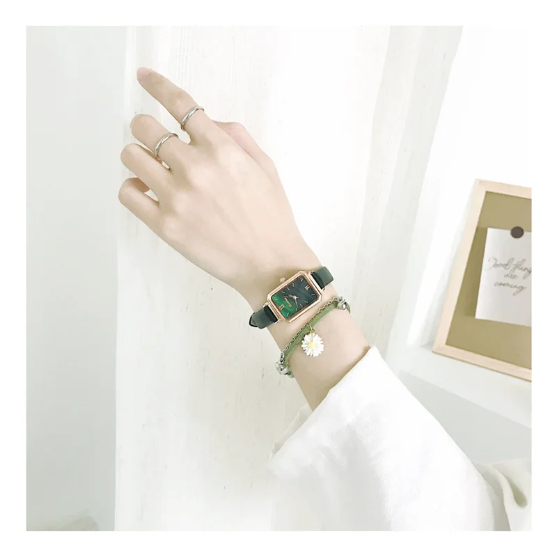 

Light Luxury Retro Square Design Thin Strap Compact Watch Luxury Fashion Ladies Watch Ladies Gift Quartz