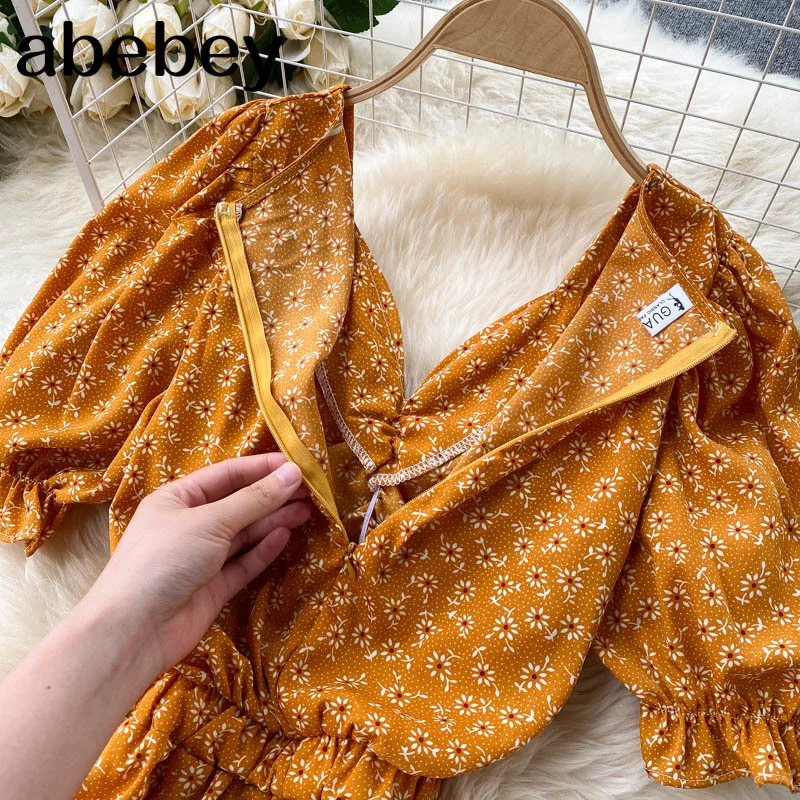 

French Floral Rompers Women V Neck Puff Sleeve Elegant Office Jumpsuit Summer Casual Vacation Wide Leg Short Jumpsuit