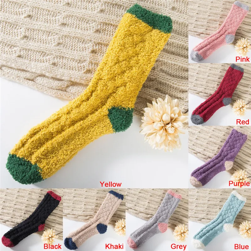 

Women's Socks & Hosiery
