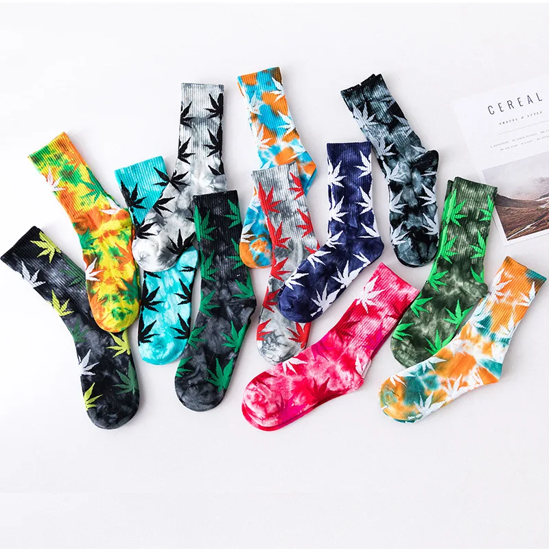

High-quality Tie-dyed Maple Leaf Socks Long Fashion Weed Men Skateboard Hiphop Socks Meias Women Happy Casual Couple Socks