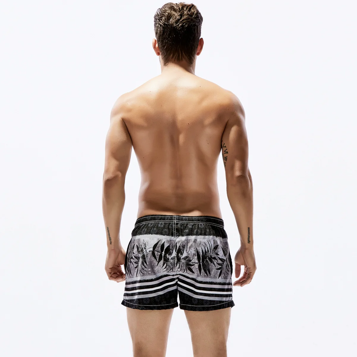 

Men Swimwear Sexy Swimsuit Swimming Trunks Bathing Suit Beach Wear Drawstring Body Suit Beach Shorts Surfing Swim Briefs