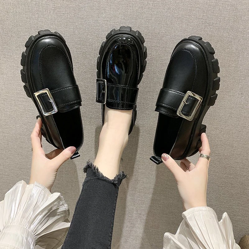 

Casual Woman Shoe British Style All-Match Round Toe Loafers With Fur Oxfords Modis Clogs Platform Female Footwear New Preppy Sli