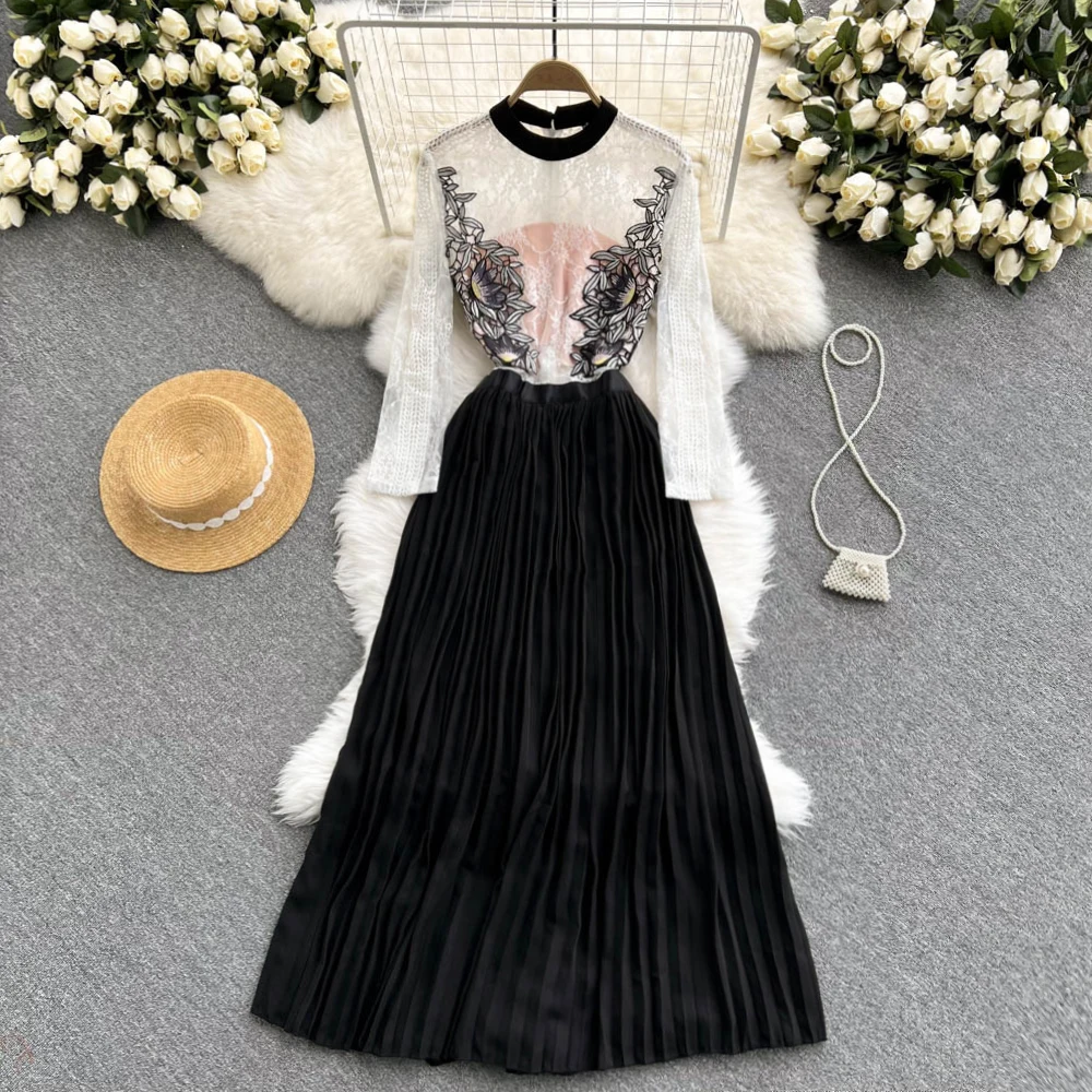 

B900 Ladies Autumn Clothes 2021 New Fashion Women Round Neck Lace Contrast Stitching Long Sleeve Pleated Dress Vestidos