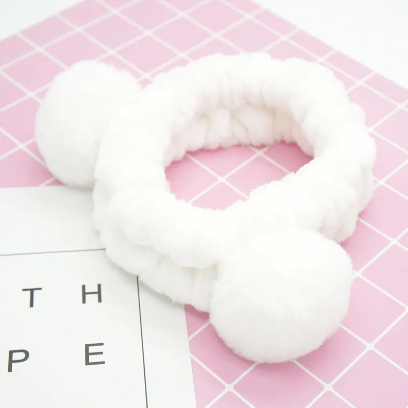 Фото Оплетки для волос с кроличьими ушками 2020 New Fashion женщин и девочек Bow Wash Face Turban Makeup Elastic Hair Bands Coral Fleece Accessories on Оплетки для волос с кроличьими ушками 2020 New Fashion женщин и девочек Bow Wash Face Turban Makeup Elastic Hair Bands Coral Fleece Accessories on