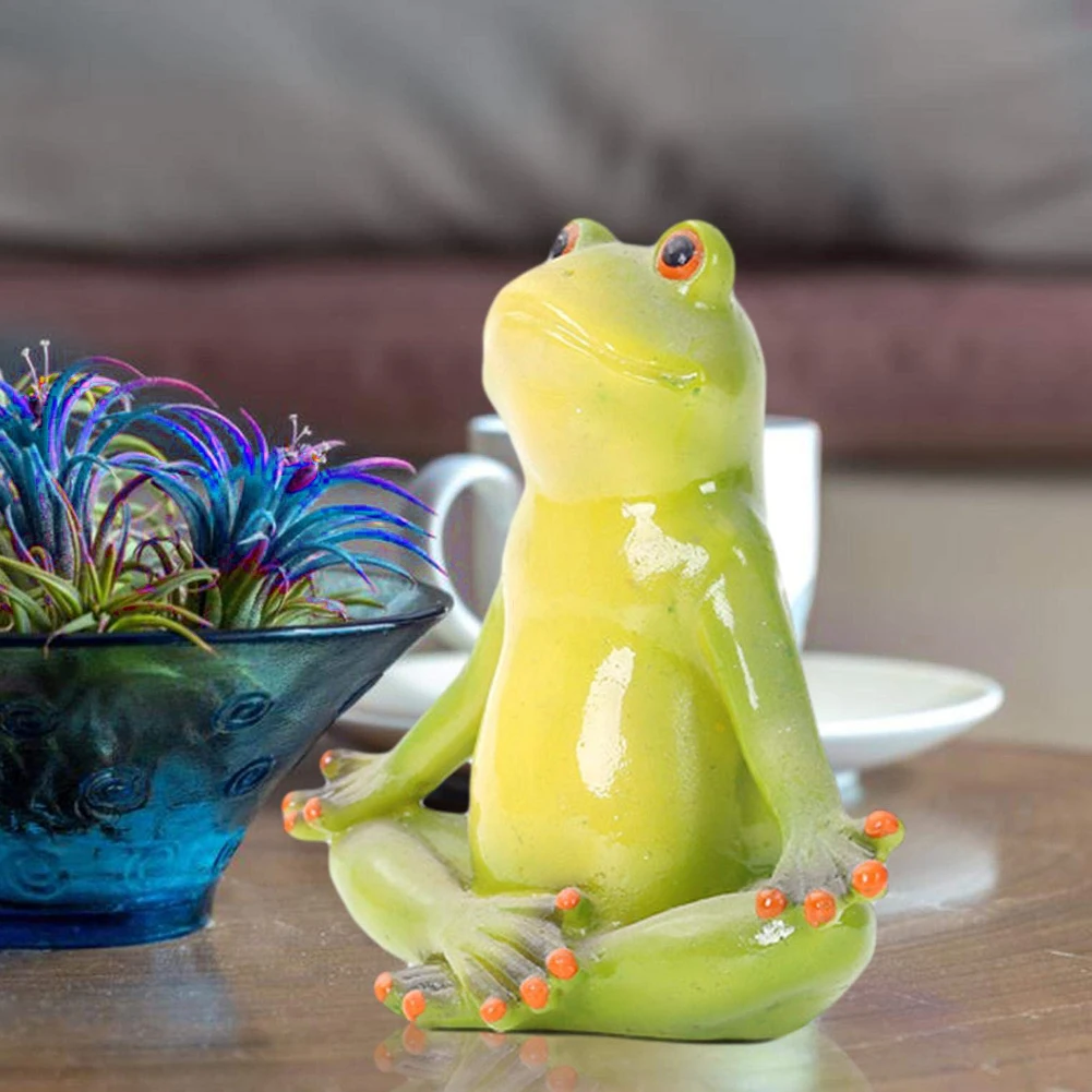 

HOT 2021 Yoga Frog Statue Series Resin High Simulation Small 3D Figure Desktop Ornaments Animal Home Garden Decoration Style4
