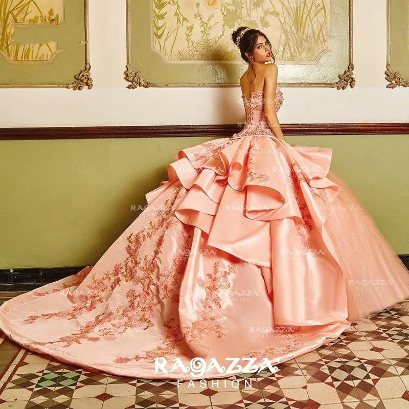 Новое бальное платье с бисером платья для Quinceanera милое атласное 16 аппликацией и