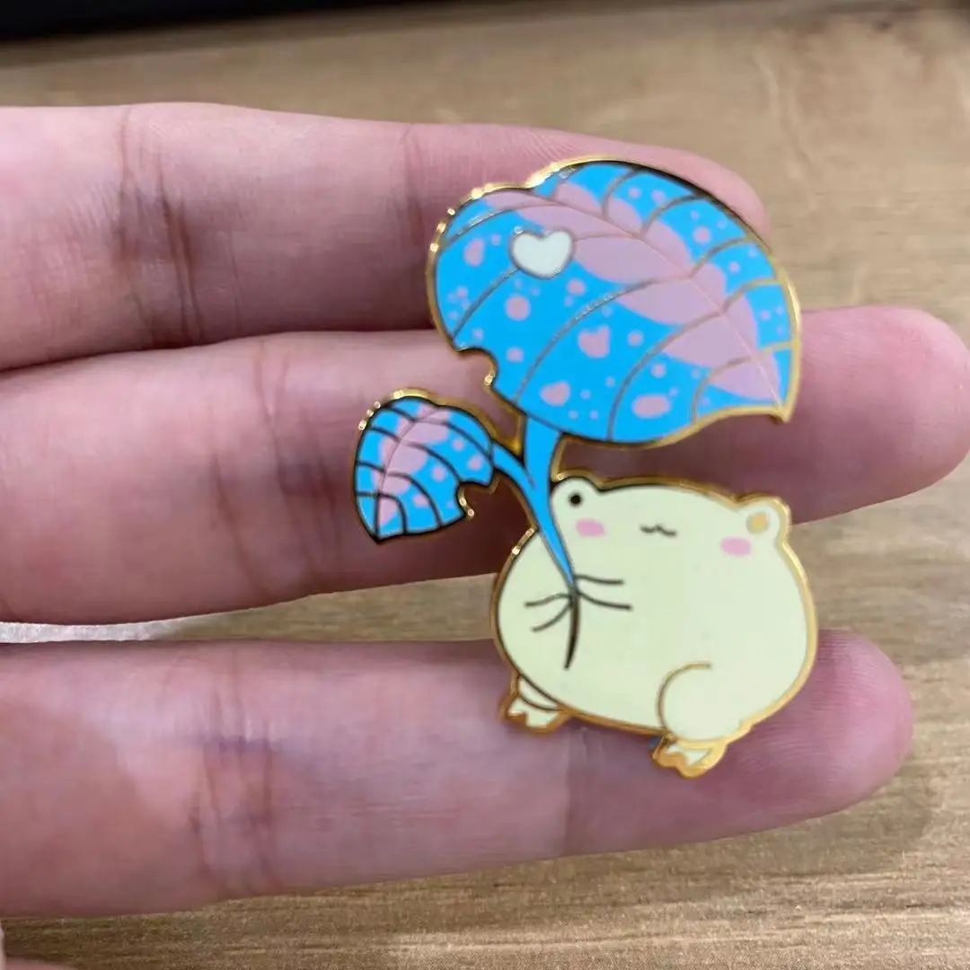 

Милые животные жесткие эмалевые булавки лягушка держит лотос лист брошь Модный лацкан металлический значок Рюкзак Аксессуары Ювелирные из...