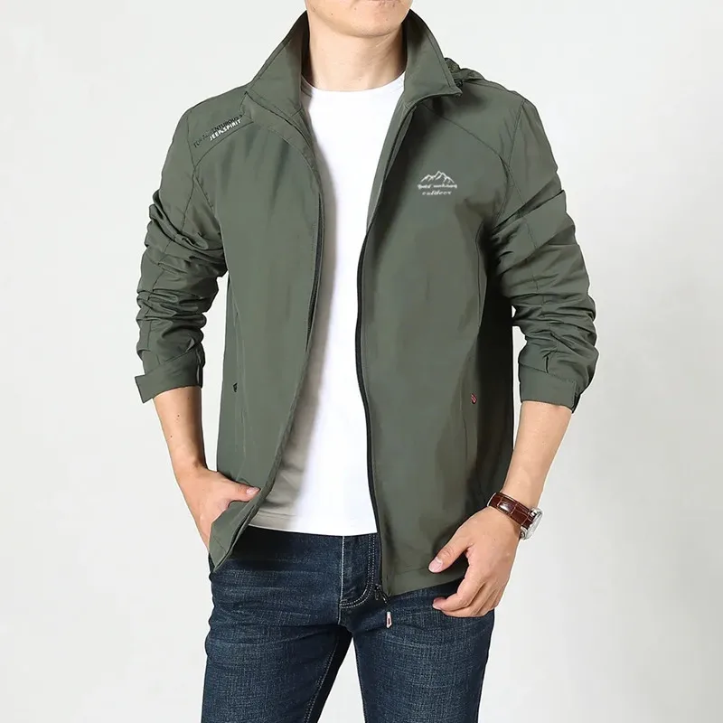 

Men's Autumn and Winter U.S. Military Tactical Jacket Outdoor Sports Hooded Hiking Hunting Combat Barracks Soft Shield