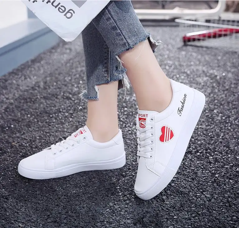Супер уверенные в себе женские белые кроссовки 2019 г. В классическом стиле простые