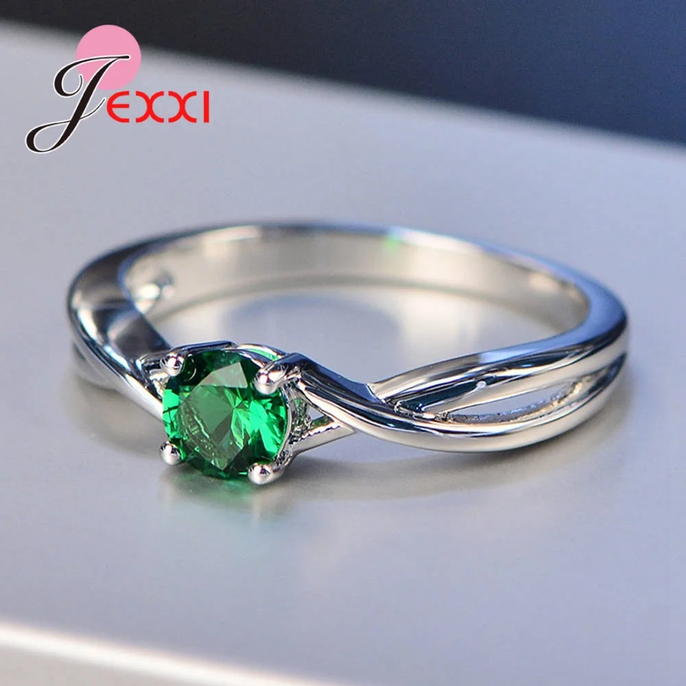 Женское кольцо из серебра 925 пробы с фианитом | Украшения и аксессуары