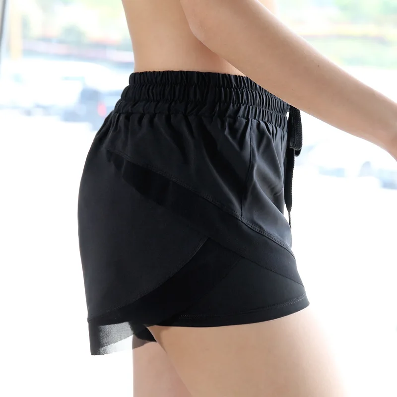 Спортивные шорты два в одном с антибликовым подкладом эластичные спортивные