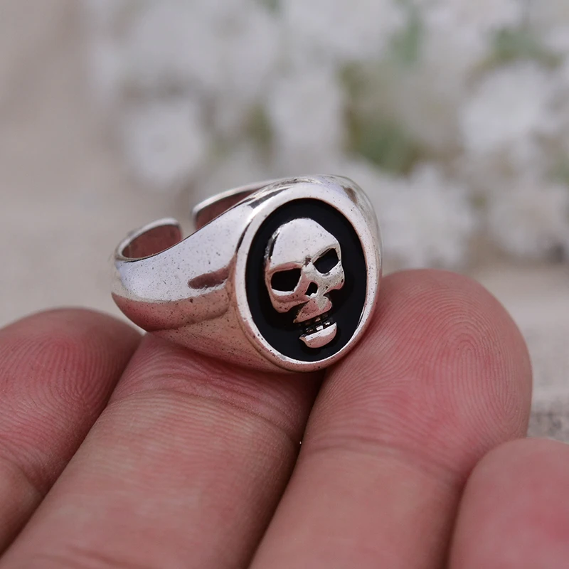 Мужское кольцо с черепом покрытое серебром 30% пробы | Украшения и аксессуары