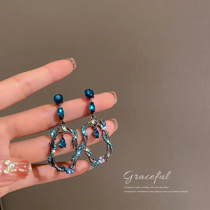 

925 Silver Needle European And American Winding Diamond Water Drop Super Fairy Long Exaggerated Hong Kong Style Retro Earrings