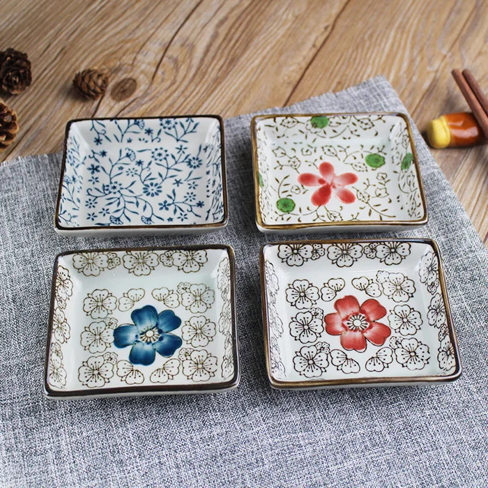 

Japanese style square dish seasoning dish essential oil dish sauce and vinegar small dish ceramic tableware hot pot tableware