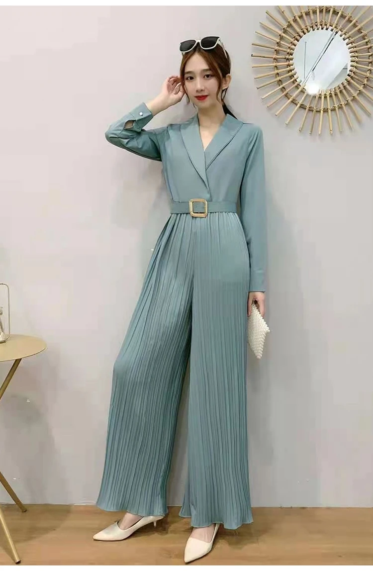 

2022 New Spirng Autumn Women's Romper Long Sleeve Office Lady Playsuits Female Pleated Jumpsuit Fashion Clothes