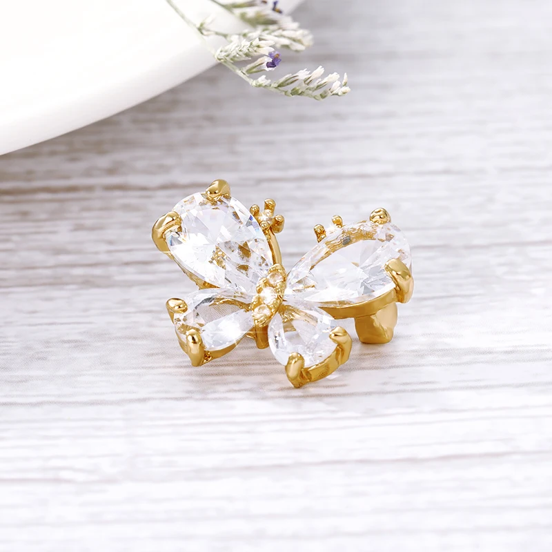 

1 PCS Butterfly Brooche Pin Female Jackets Decoration Pin for women Lapel Gold Brooch Pin Jewelry Gifts 2020 new Wholesale