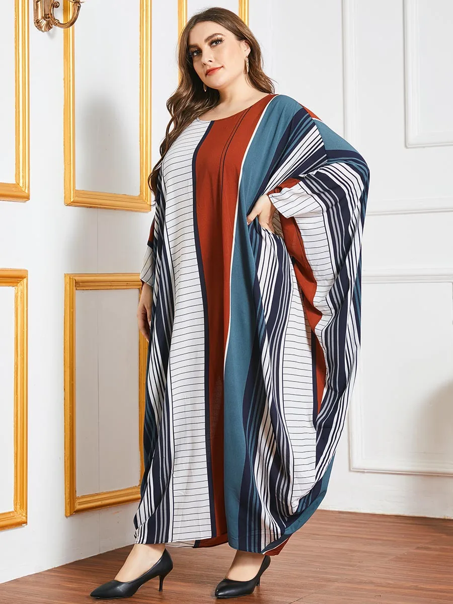 Ukuran Besar Indonesia Muslim Wanita Kebesaran Longgar Bergaris Cetak Abaya untuk Wanita Lengan Panjang Jubah Afria Pakaian