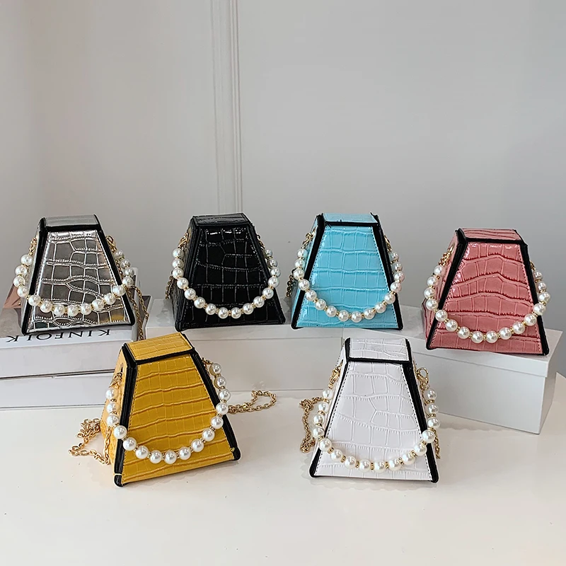 

New Luxury Designer Chain Triangle Women's Messenger Bag Fashion Pearl Female Handbag High Quality Pu Leather Shoulder Bag Purse
