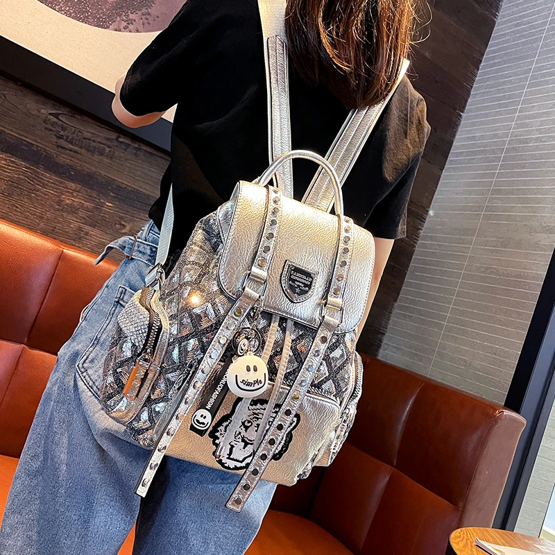 

2021 Women's Backpack Rivet Shining Sequines Backpacks for Teenage Girls School Bag Leather Fashion Female Shoulder Mochila