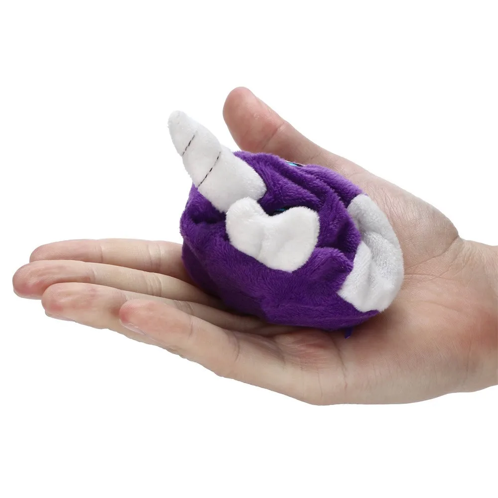 Милая пушистая мультяшная игрушка медленно поднимающаяся креативная