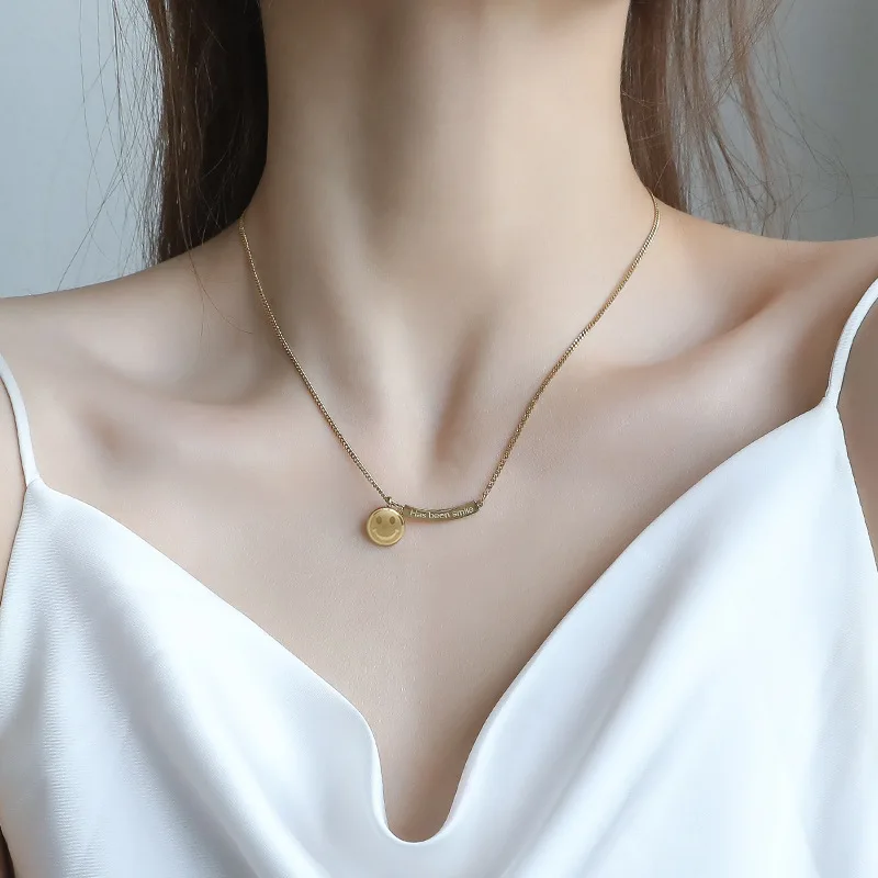 

Unique Smile Face Coin Necklace with Bar Clavicle Chain Luxury Stainless Steel Jewelry regalos amigo invisible hombre улыбка