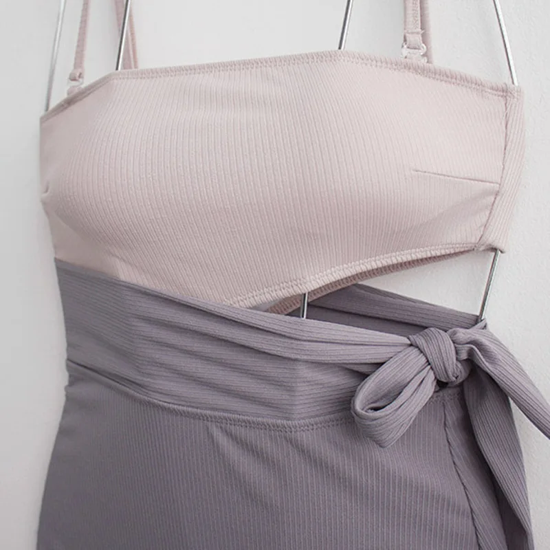 

2021 new swimsuit one piece color matching to cover the belly to show thin and sexy bikini conservative swimsuit woman