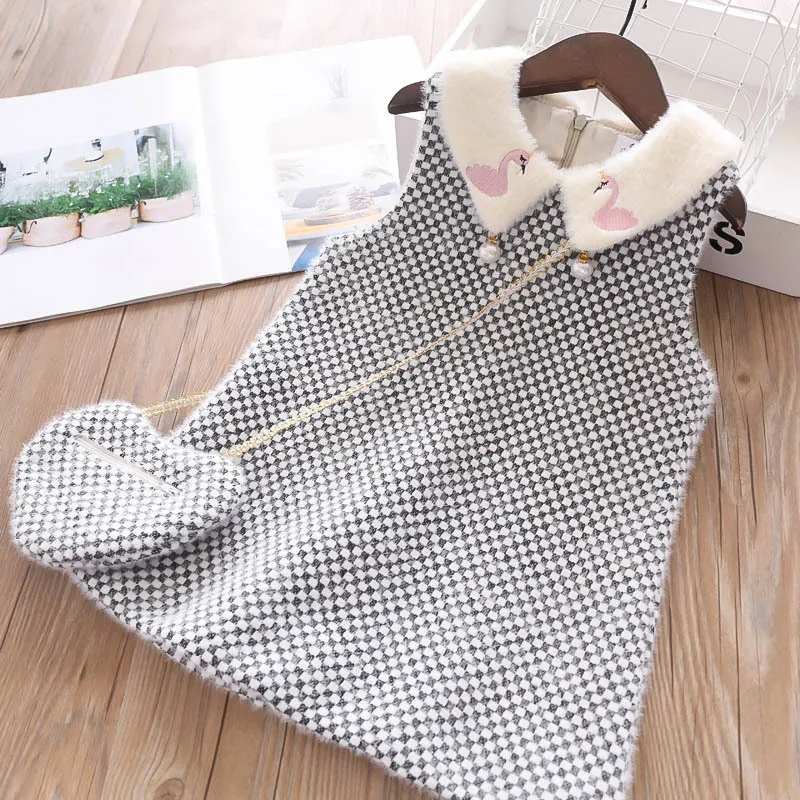 Autumn Winter 2019 Girls Chequered Vest Dress Pearl Swan with Love Bag Doll Collar Children Waistcoat Dresses Wholesale | Детская одежда