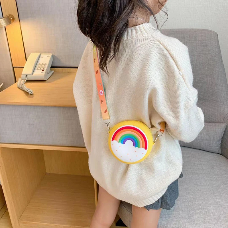 2021 New Fashion Girls Cute Colorful Clear Lovely Silicone Gift Doughnut Crossbody Designers Mini Kids Purses And Handbags