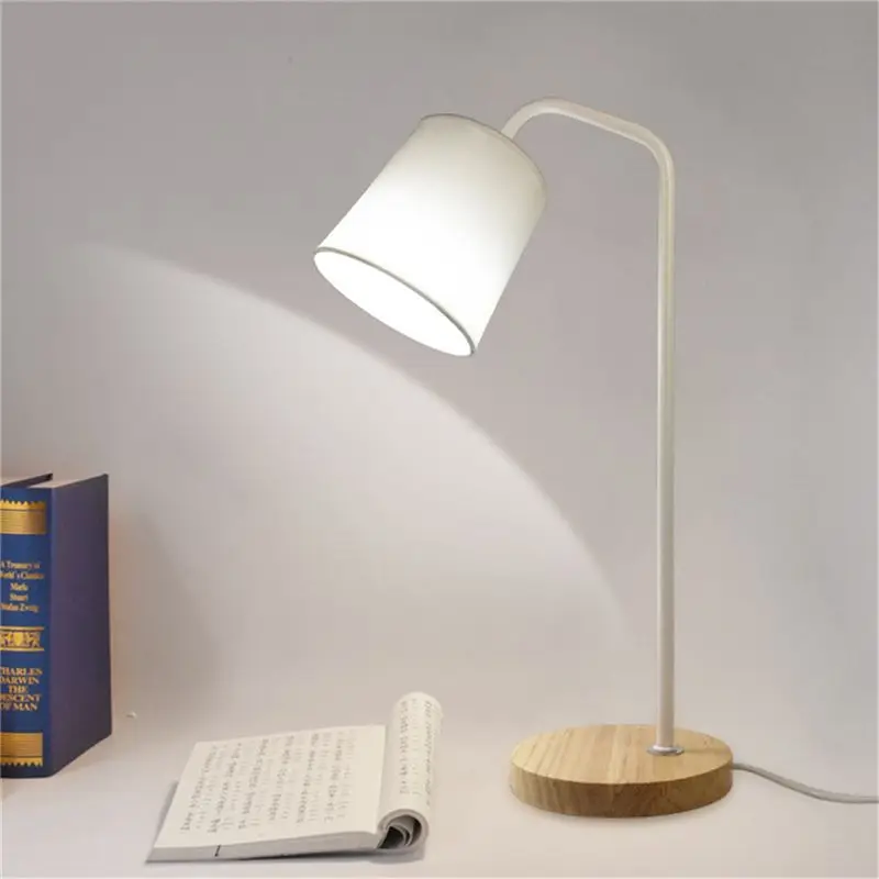 

White Attic Retro Table Lamp Traditional American Country Wooden Desk Lamp Scandinavian Metal Desktop Lighting Simple Modern Eye