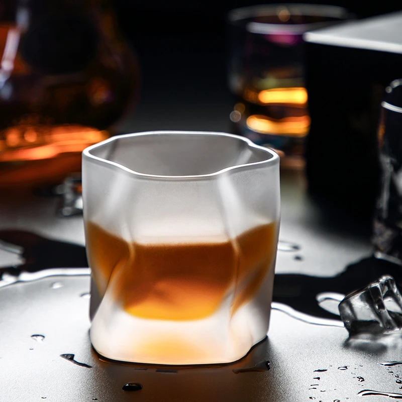 COM художественный дизайн мнется нерегулярные матовый бокал для бренди виски