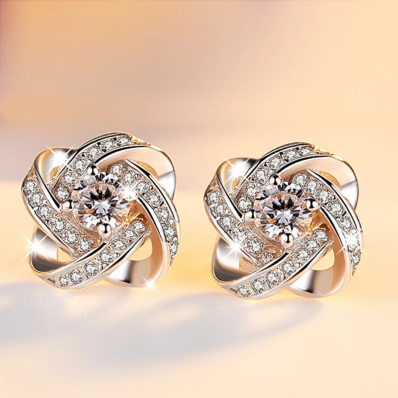 Женские серьги-гвоздики с кристаллами серебристого цвета | Украшения и