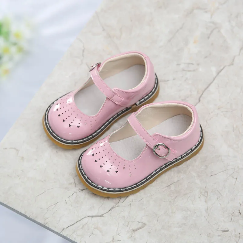 Туфли для маленьких девочек Кожаные Мэри Джейн белые черные школьные туфли