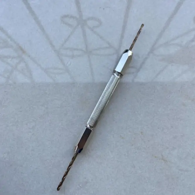 

Badminton Racket Colloidal Particle for Conduit Nail Edge Tool Drill Bit Grommets Tools Conduit Nail Stuck Can't Be Taken Out